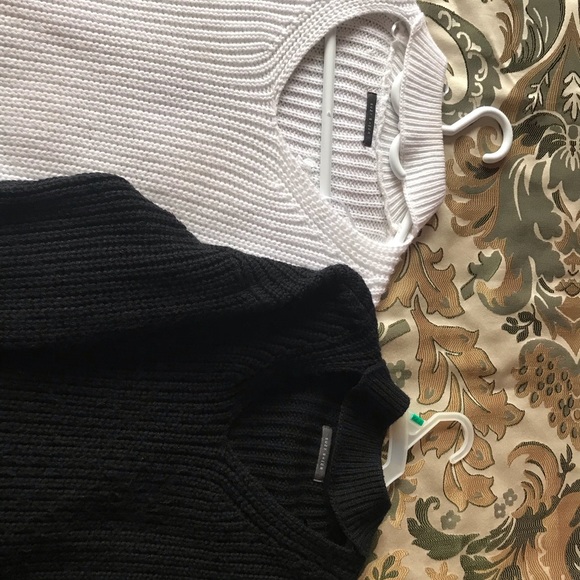 Sweaters - Picture 2 of 4